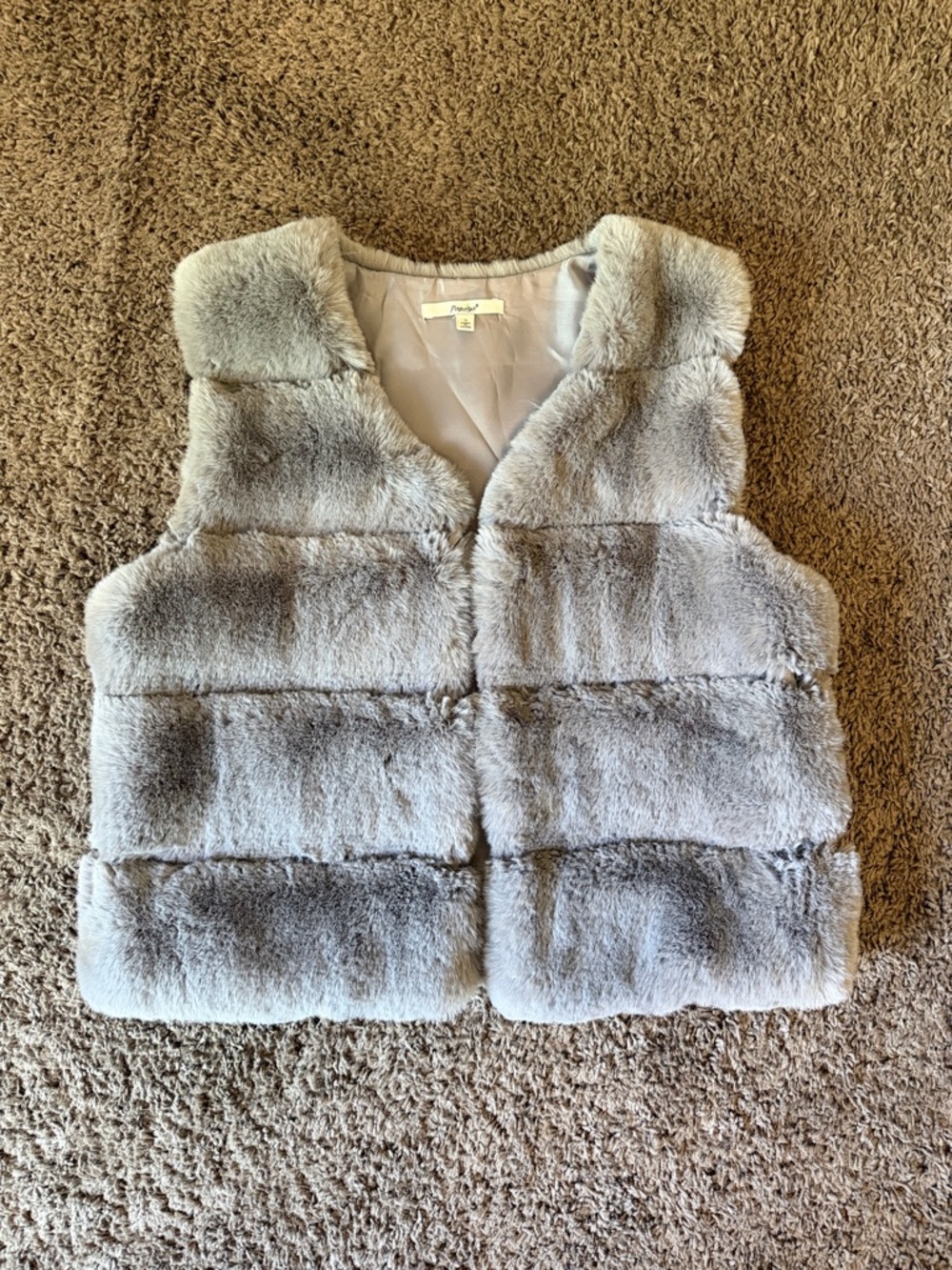 Papaya Plush Faux Fur Vest - Light Gray